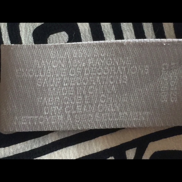 EUC Echo multi paneled oblong silk scarf w/fringes - Picture 5 of 8